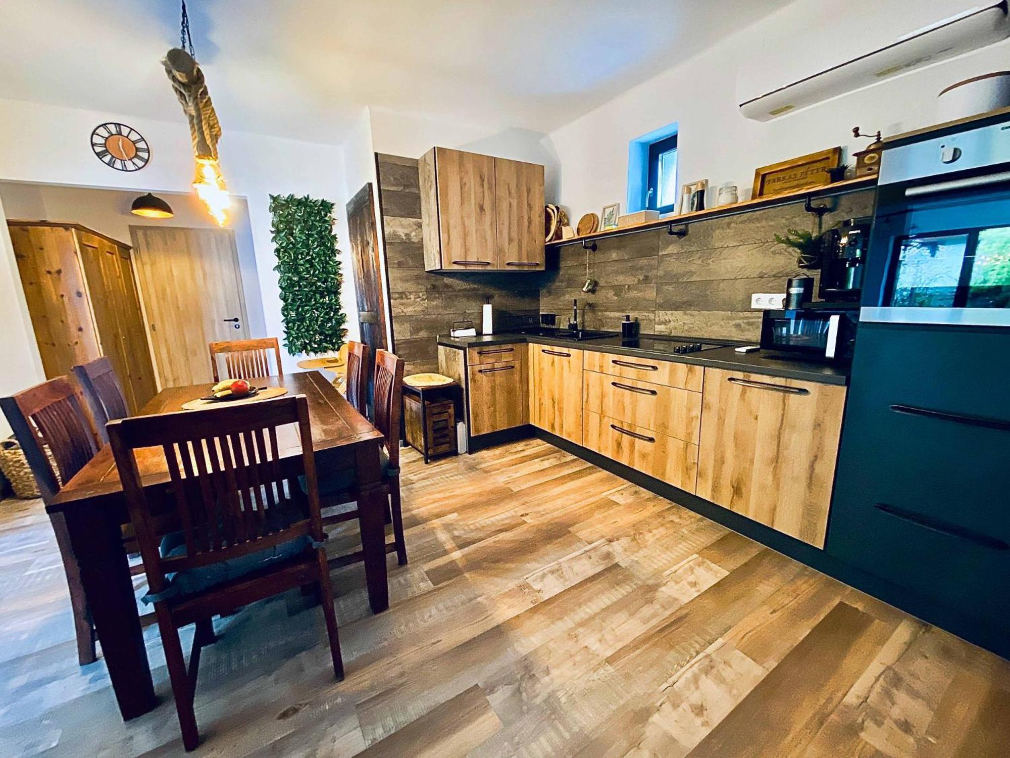 Lessuek Meg! Vendeghaz - Suemeg Villa Kültér fotó